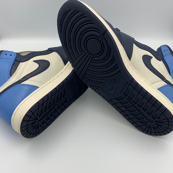 Jordan 1 Retro High Obsidian UNC - Picture 2 of 4